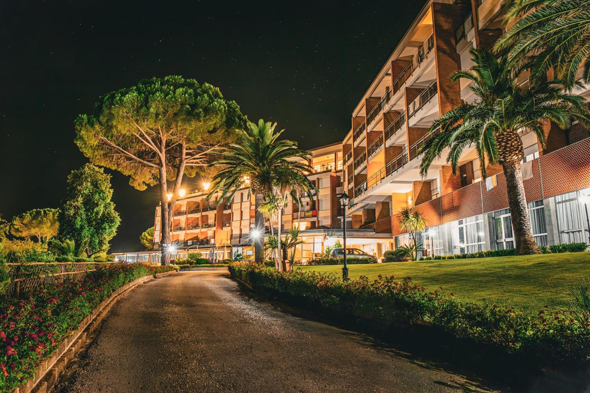 Hotiday Room Collection - Porto Azzurro Capoliveri (Isola d'Elba) Exterior foto